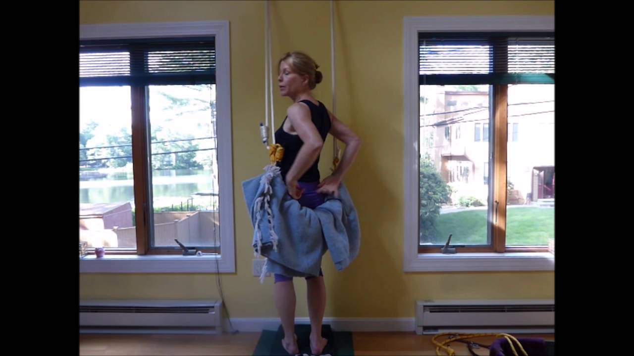 Instructions for tying ropes and coming into Rope Sirsasana