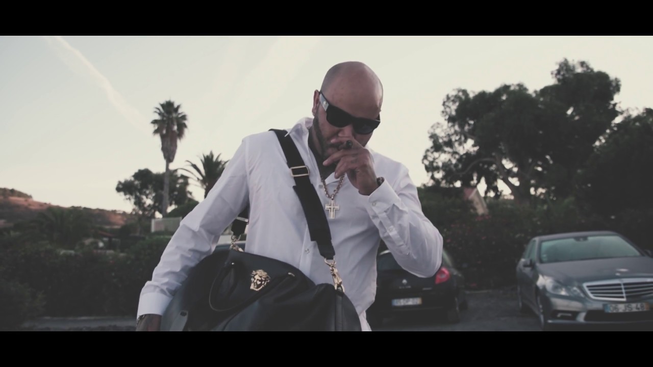 MOB - Hustle tipo sou Latino (Video Oficial)
