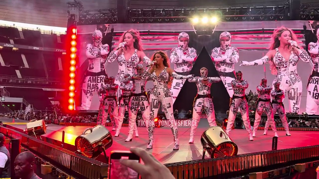 Beyoncé - My House / Diva live [Front ROW 4K] Cowboy Carter Tour Paris 🇫🇷