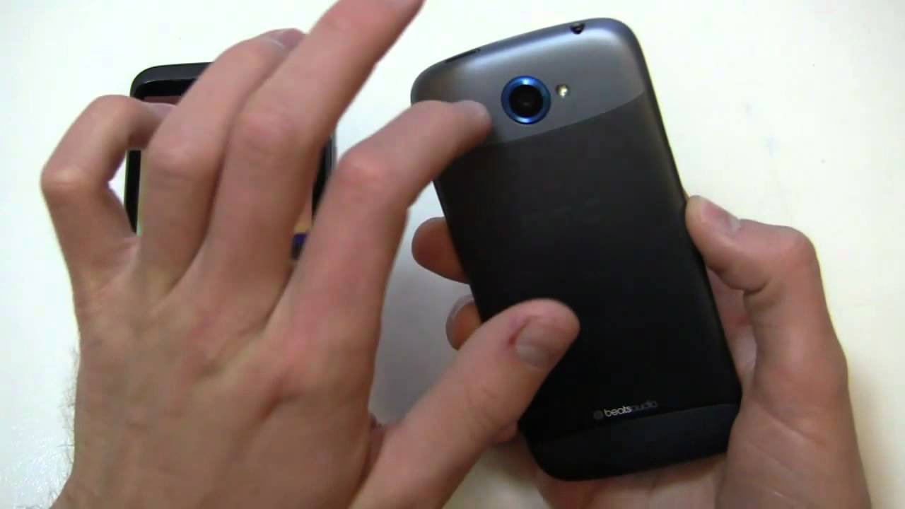 HTC One X vs. HTC One S Dogfight Part 1