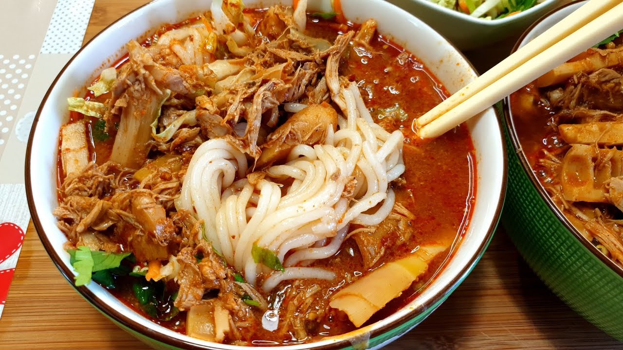 KHAUB POOB TSO ua YOOJ YIM HEEV / VERMICELLES de RIZ MAISON Facile / Easy  HOMEMADE RICE VERMICELLI