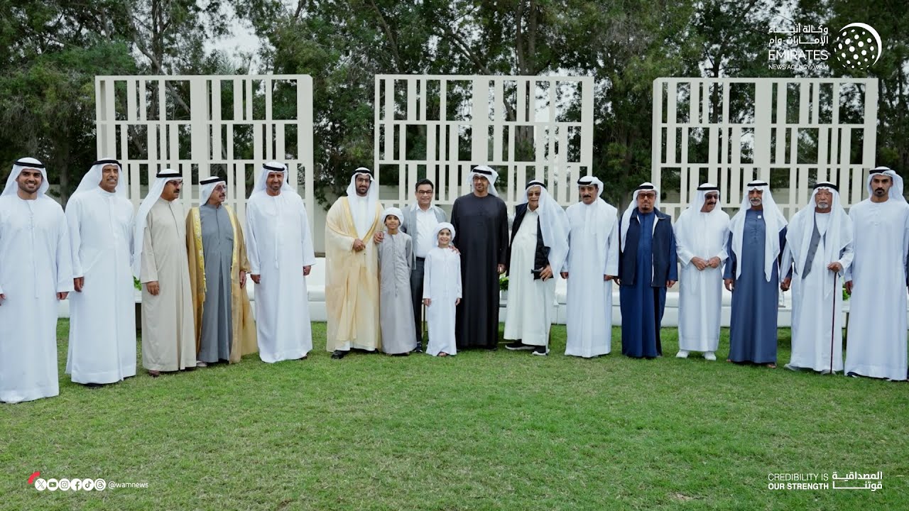 رئيس الدولة يحضر حفل زفاف في دبي