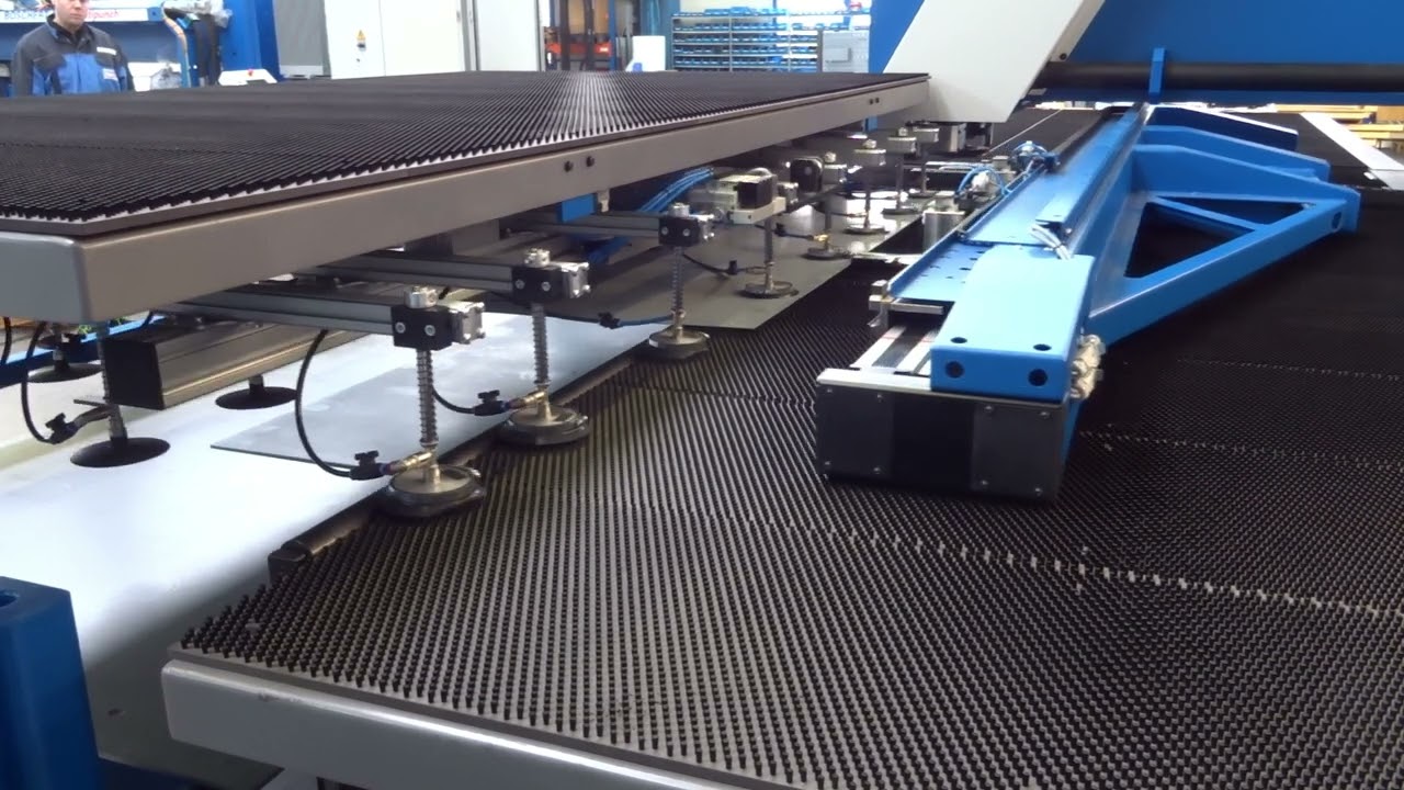 Boschert: Compact Rota mit Beladesystem