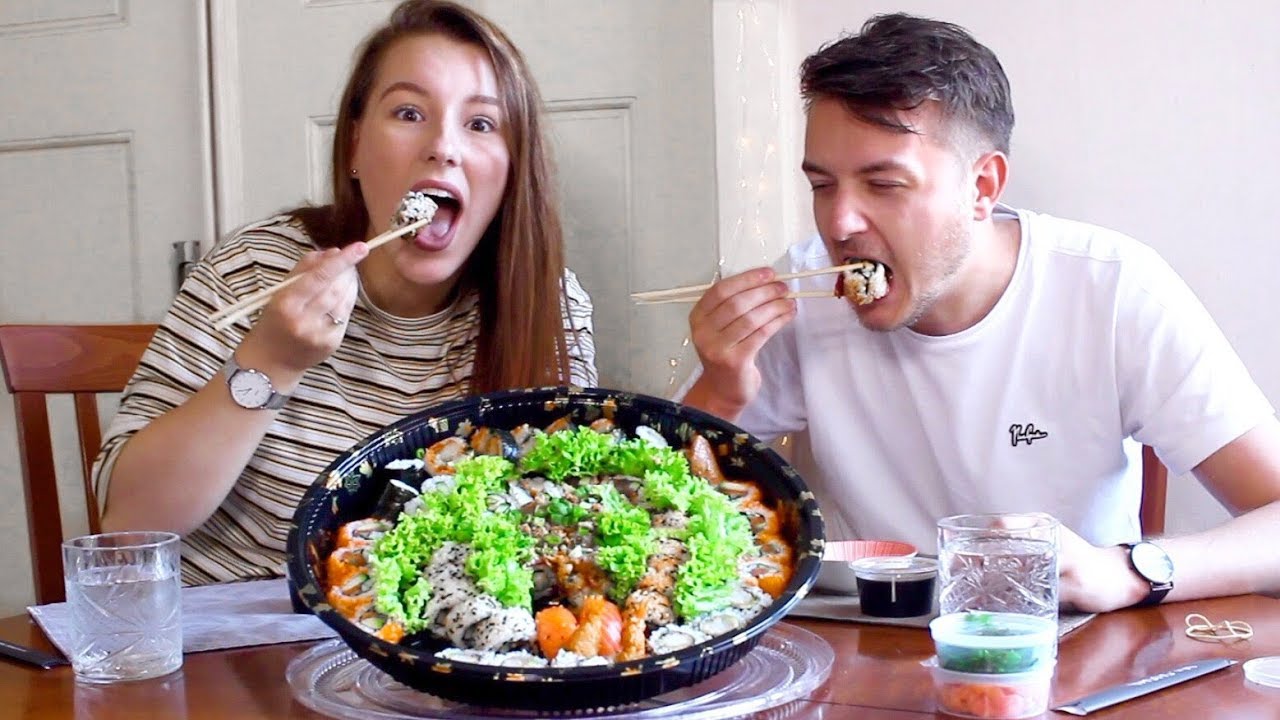 MEEEGA SUSHI MUKBANG ✰ All About Leonie