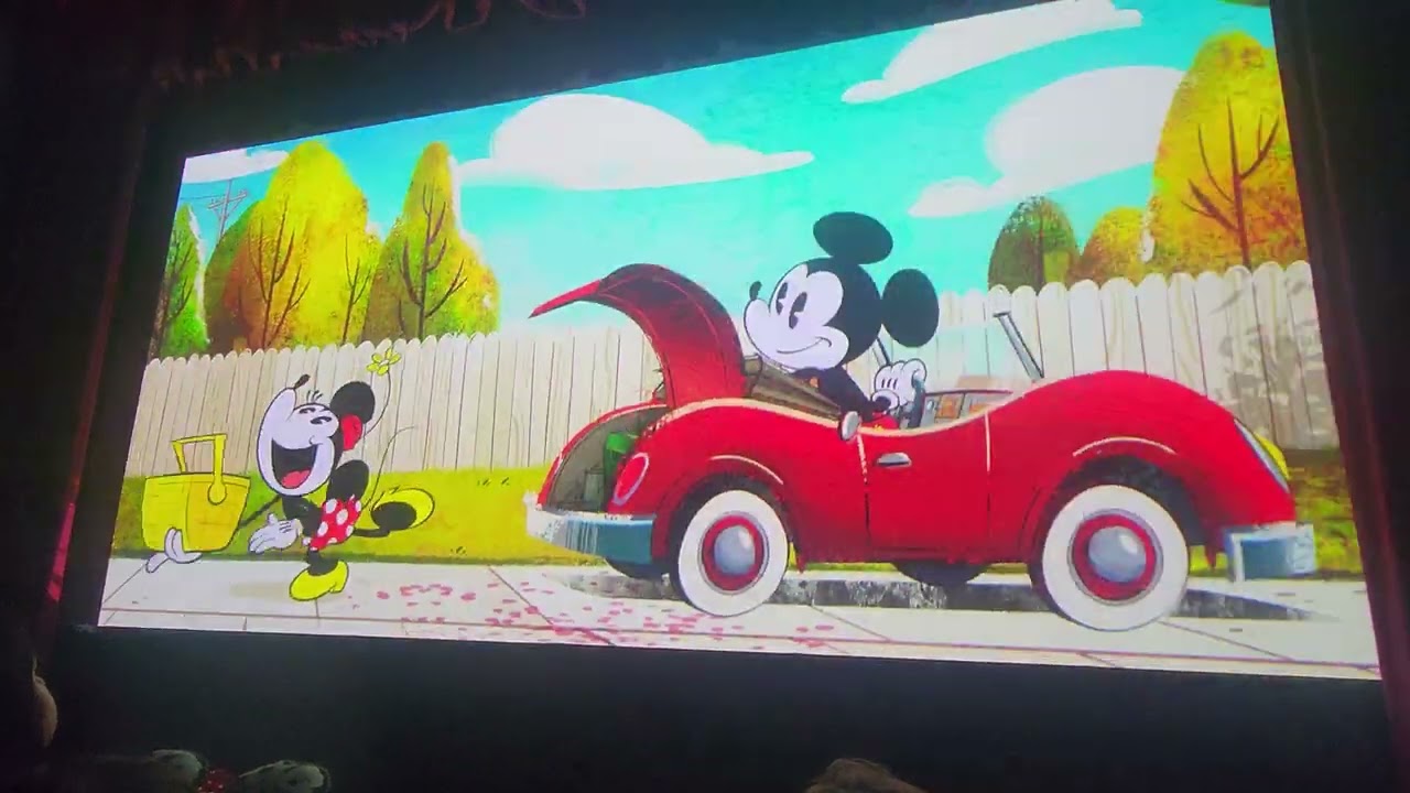 Mickey and Minnie's Runaway Railway: Perfect Picnic Pre-Show & Most of Station, Disneyland Park 2024