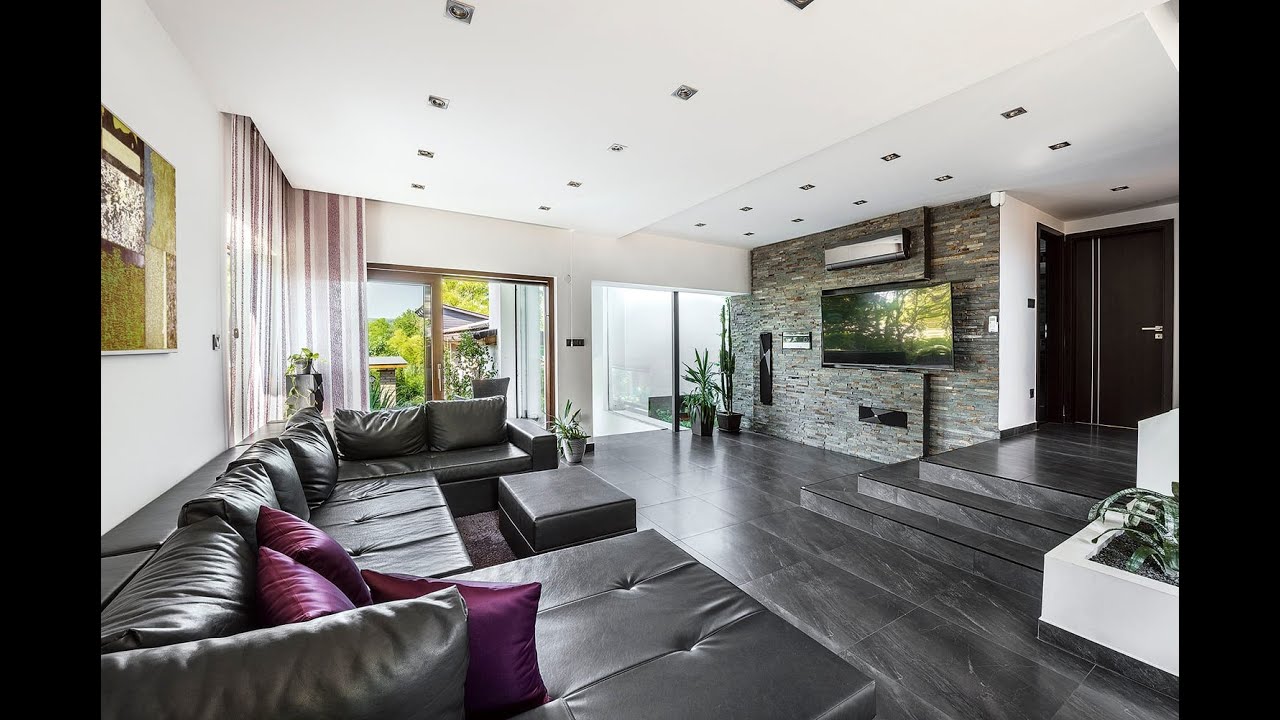 Szóládon egy 193 m2-es, 5 szoba+nappali+2 fürdős, modern, szép család ház, teraszokkal, sok extrával