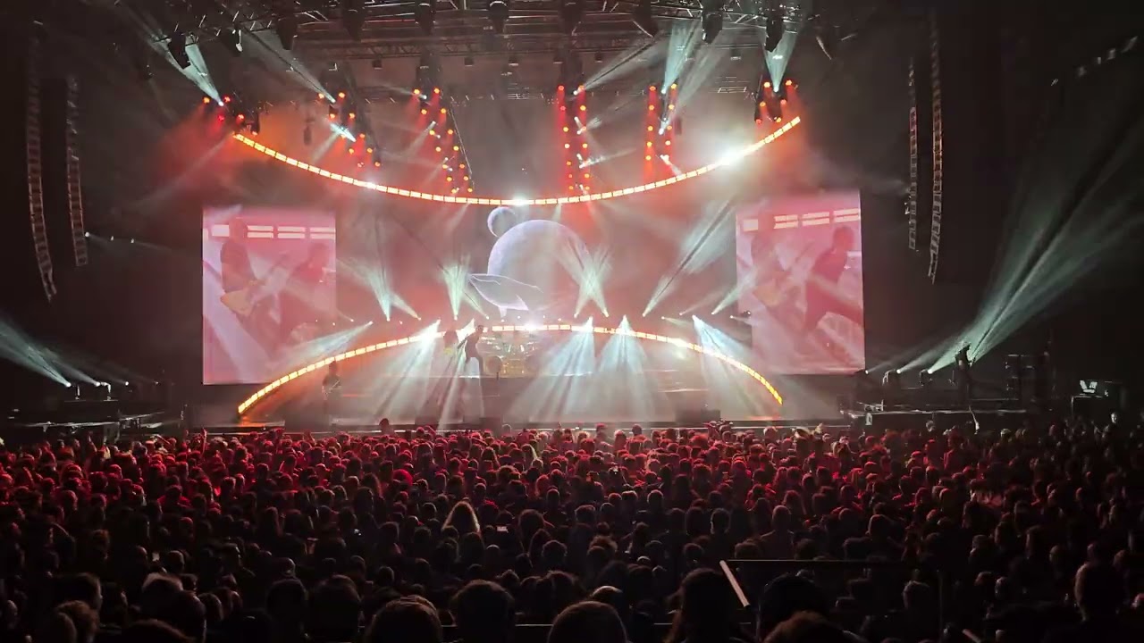 Gojira -  In The Wilderness (extract) - 06/12/2025 - Marseille Le Dôme