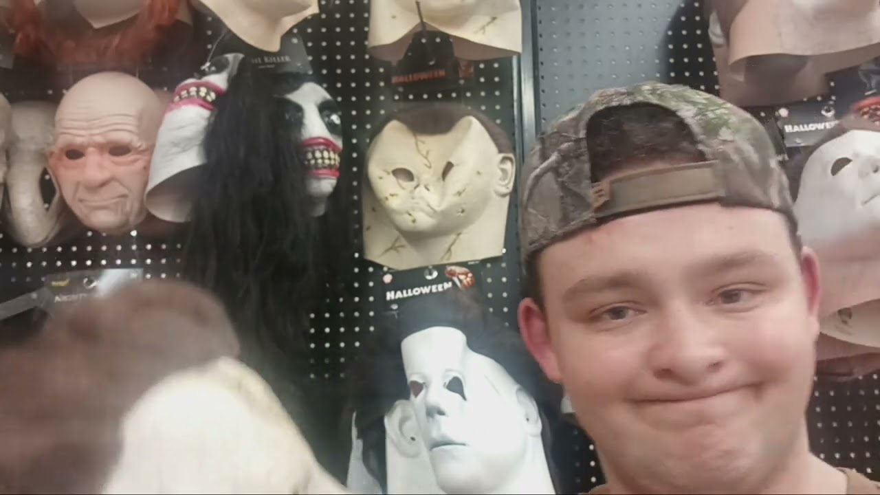 michael myers mask at spirit halloween