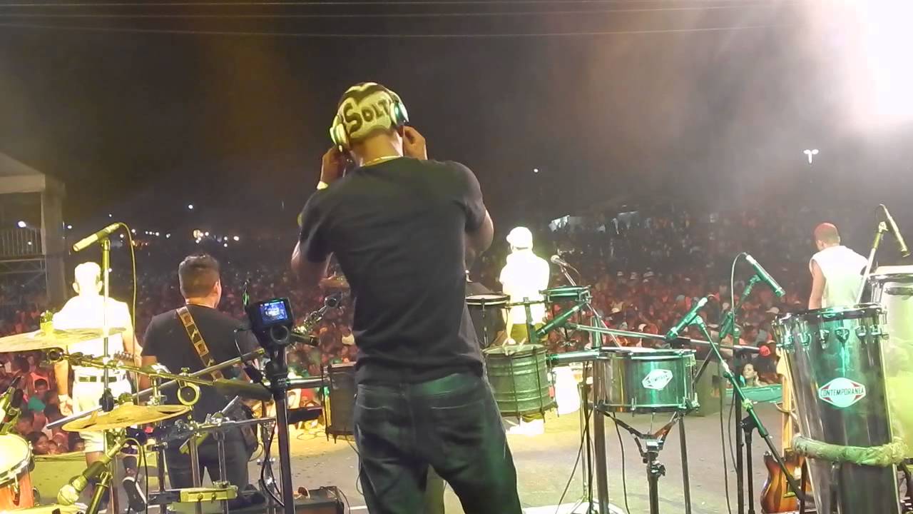 Emerson Timbal -  Parangolé no Salvador Fest 2014