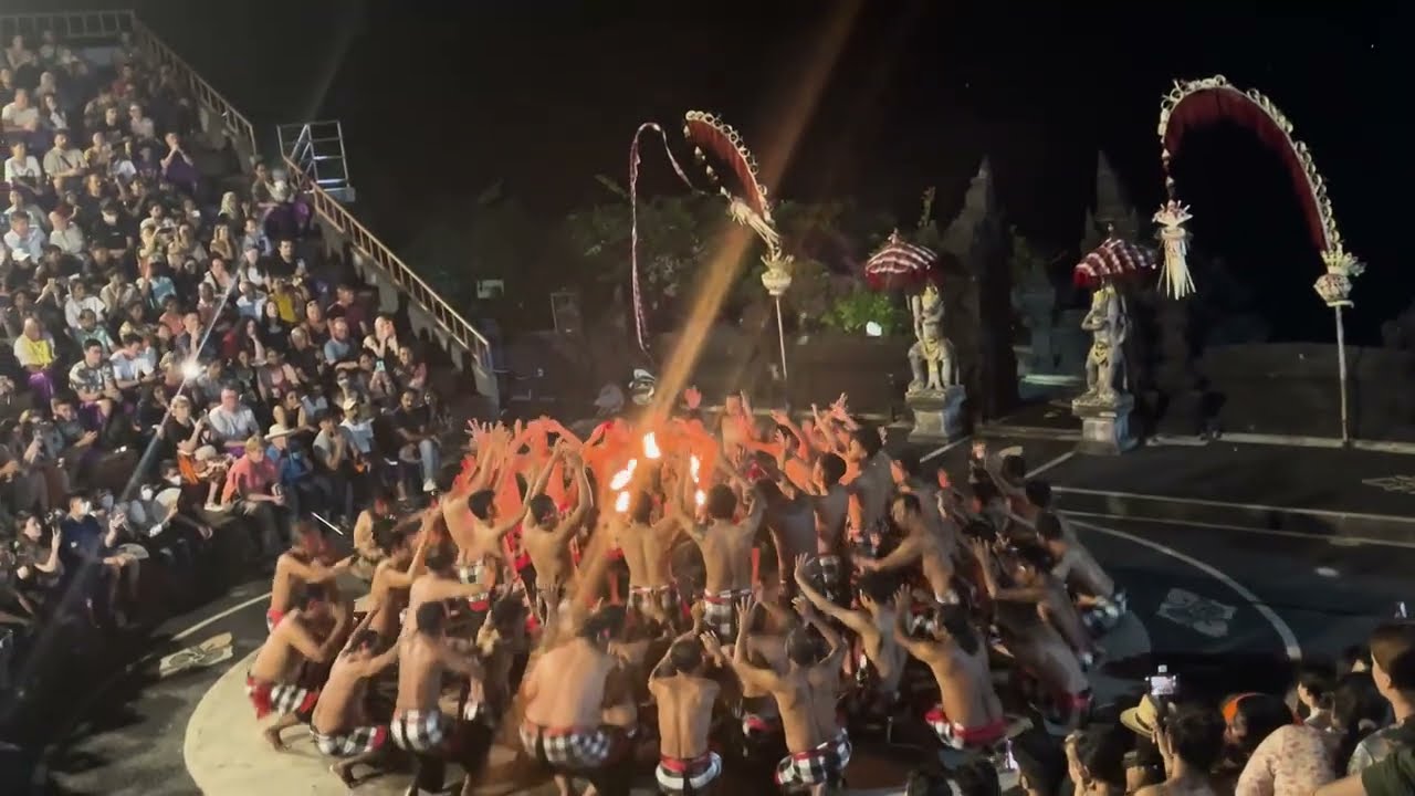 Ramayan In Bali | Kecak Fire Dance | Uluwatu Temple