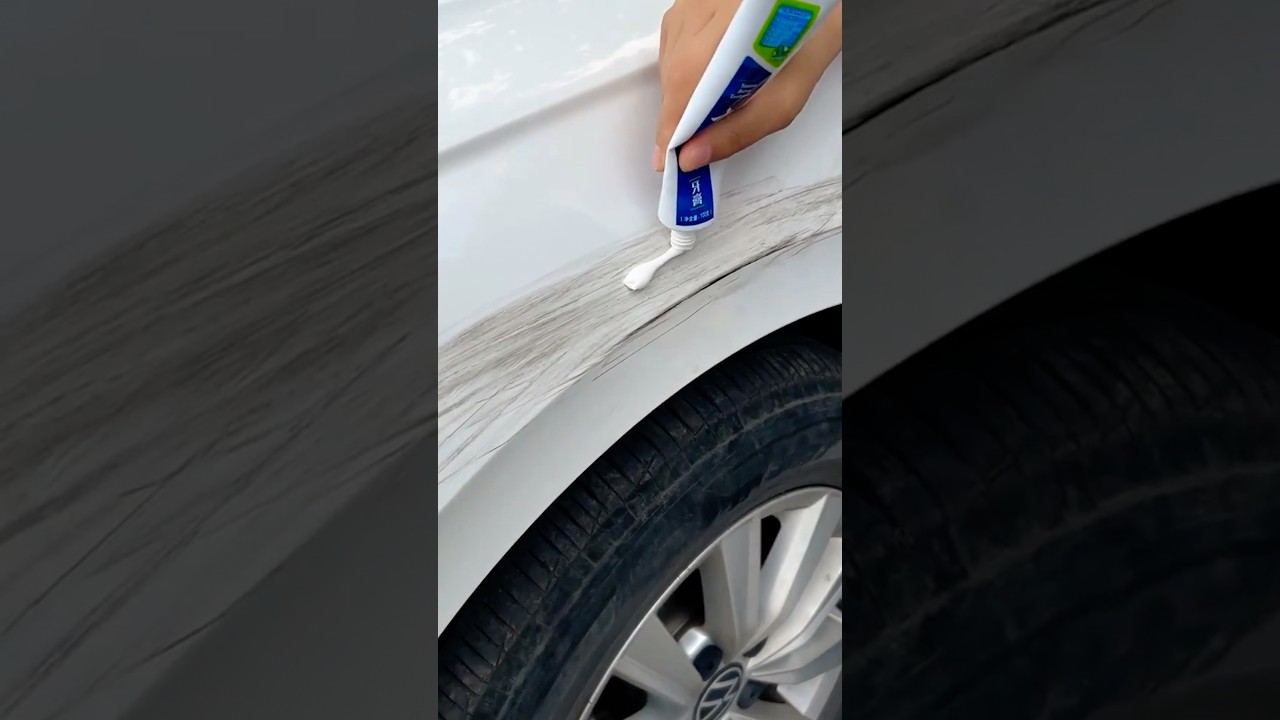 Can Toothpaste Polish Your Car? Testing the Life Hack! #car #DIY #carlovers