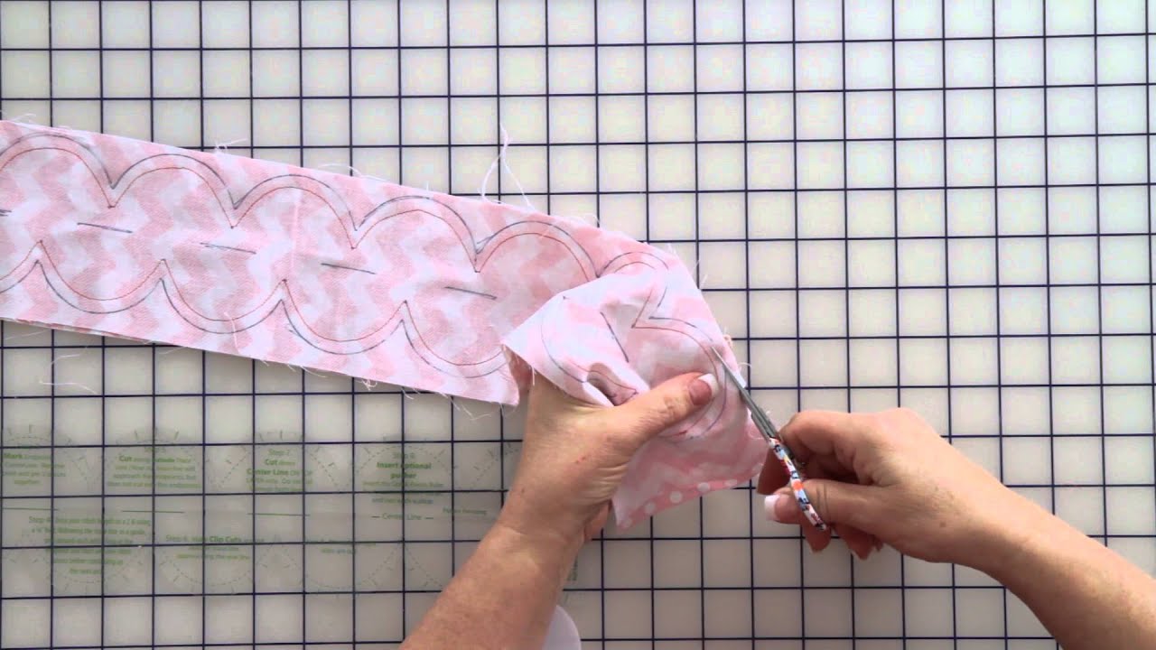 Демонстрация линейки Quick Points Scallop — магазин Fat Quarter