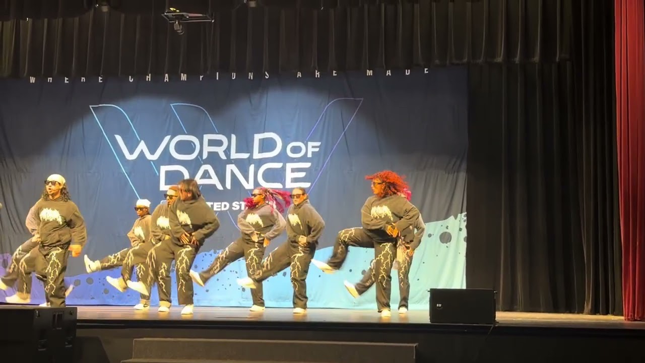 Tercer puesto  World of Dance 2026 con Camila Camacho & The Squad.