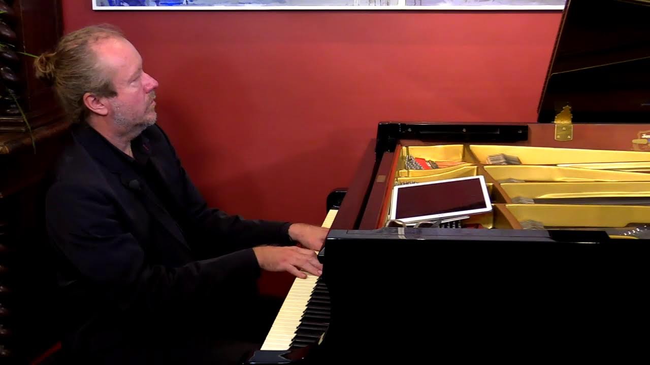 13 09 23 PIANO HOUR  NO. 275