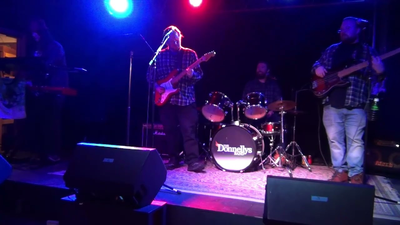 Up Around The Bend  The Donnellys Band