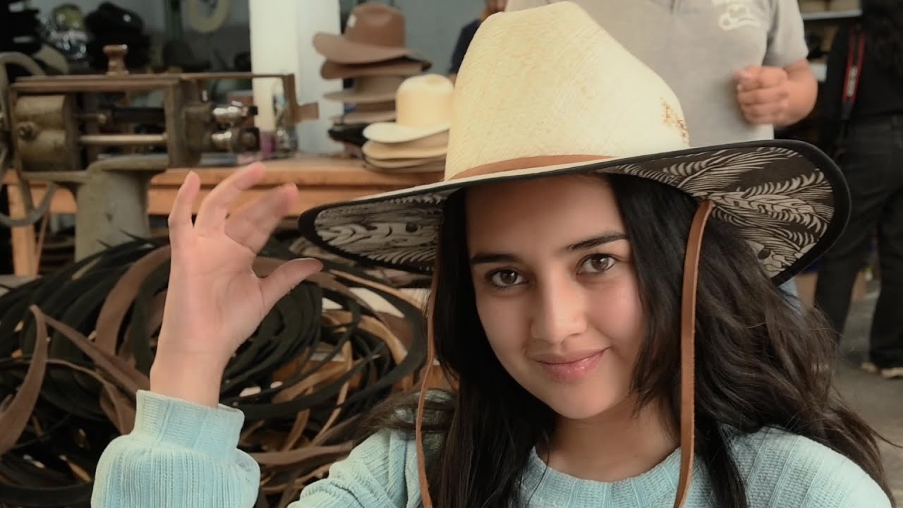 Entre Sombreros y Cerveza - Otavalo