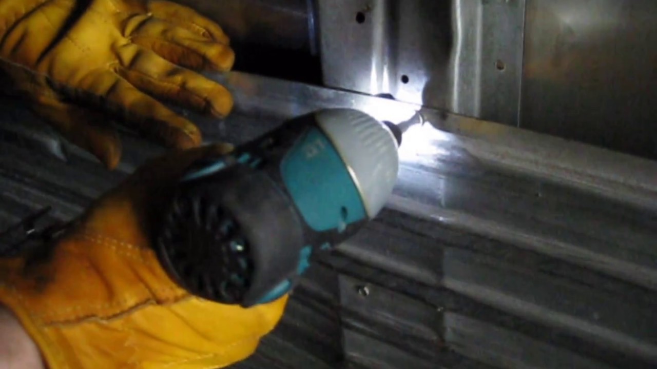 How to Repair A Trailer Wall Siding