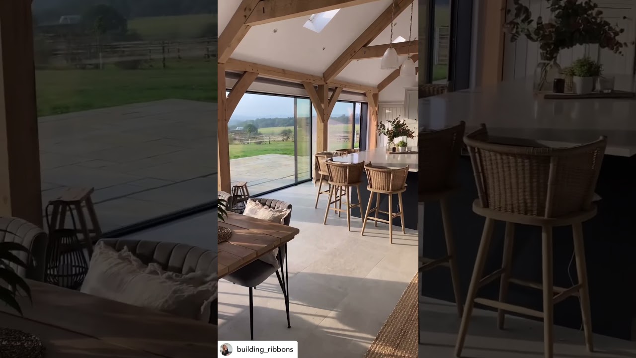 This Modern farmhouse kitchen design is stunning!! #farmhousekitchen #modernfarmhouse
