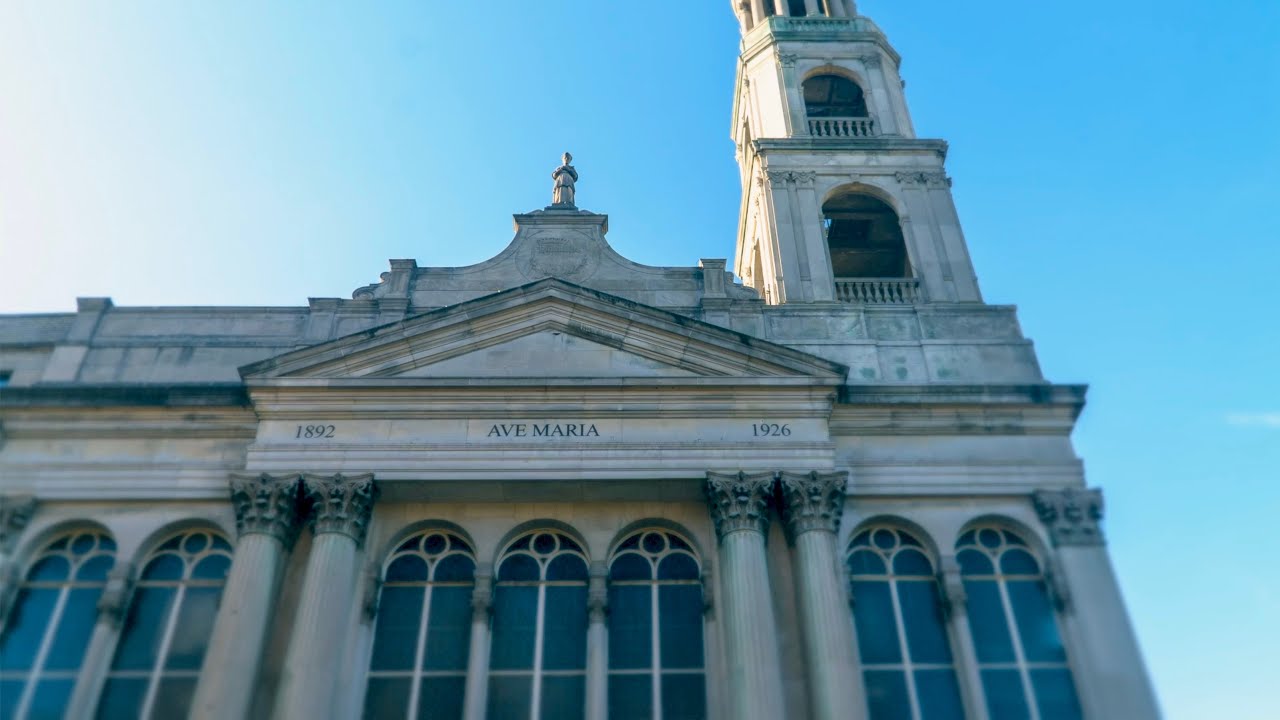 S01E03: Our Lady of Pompeii Church (25 Carmine St.)