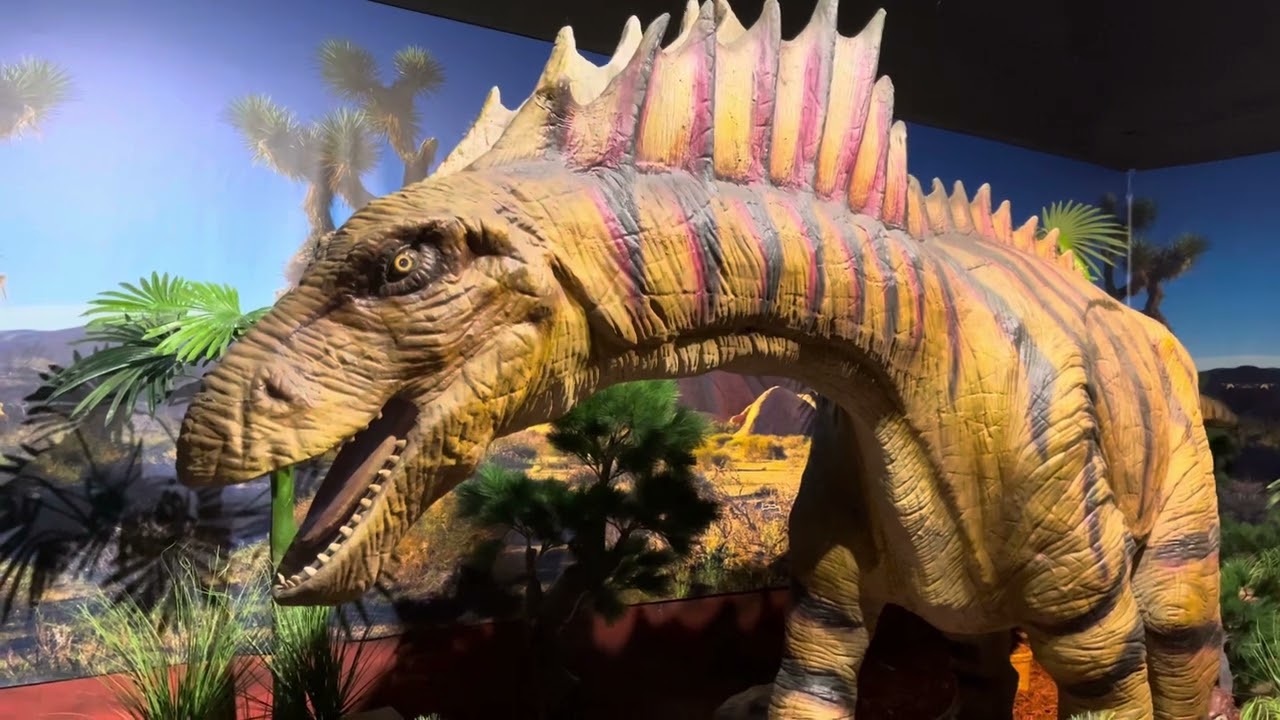 Animatronic Dinosaurs at Dinosaur World