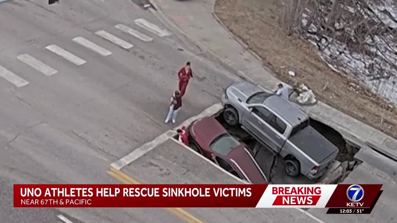 Video shows Omaha women's basketball players helping driver trapped in sinkhole