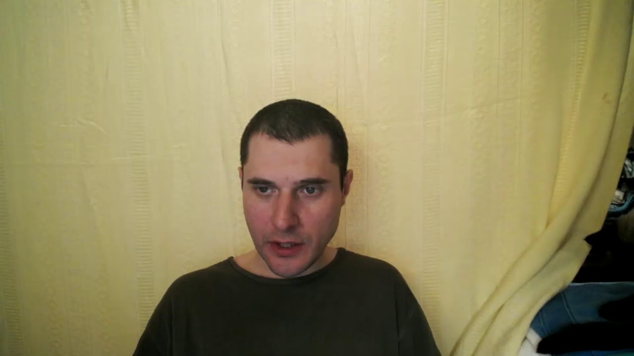 Чувствую отсутствие здравого смысла и потерю чувства юмора при шизофрении.