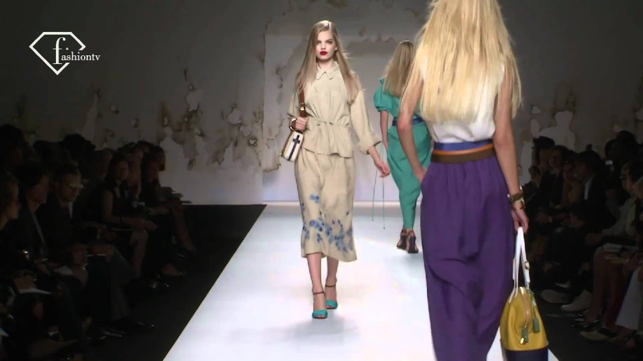 fashiontv | FTV.com - MILAN W S/S 11 - FENDI FULL SHOW