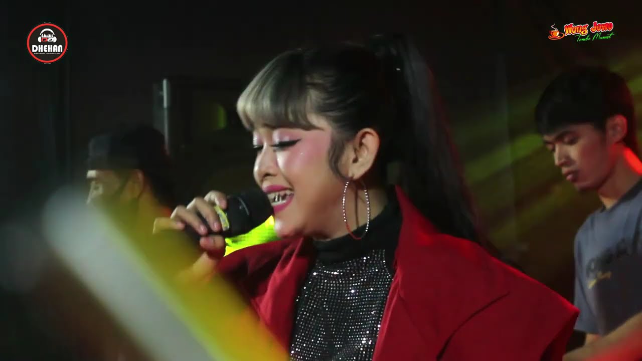 RINDI SAFIRA SETAN PASTI KALAH  WONG JOWO DHEHAN JENGGOT AVS VIDEO SHOTING