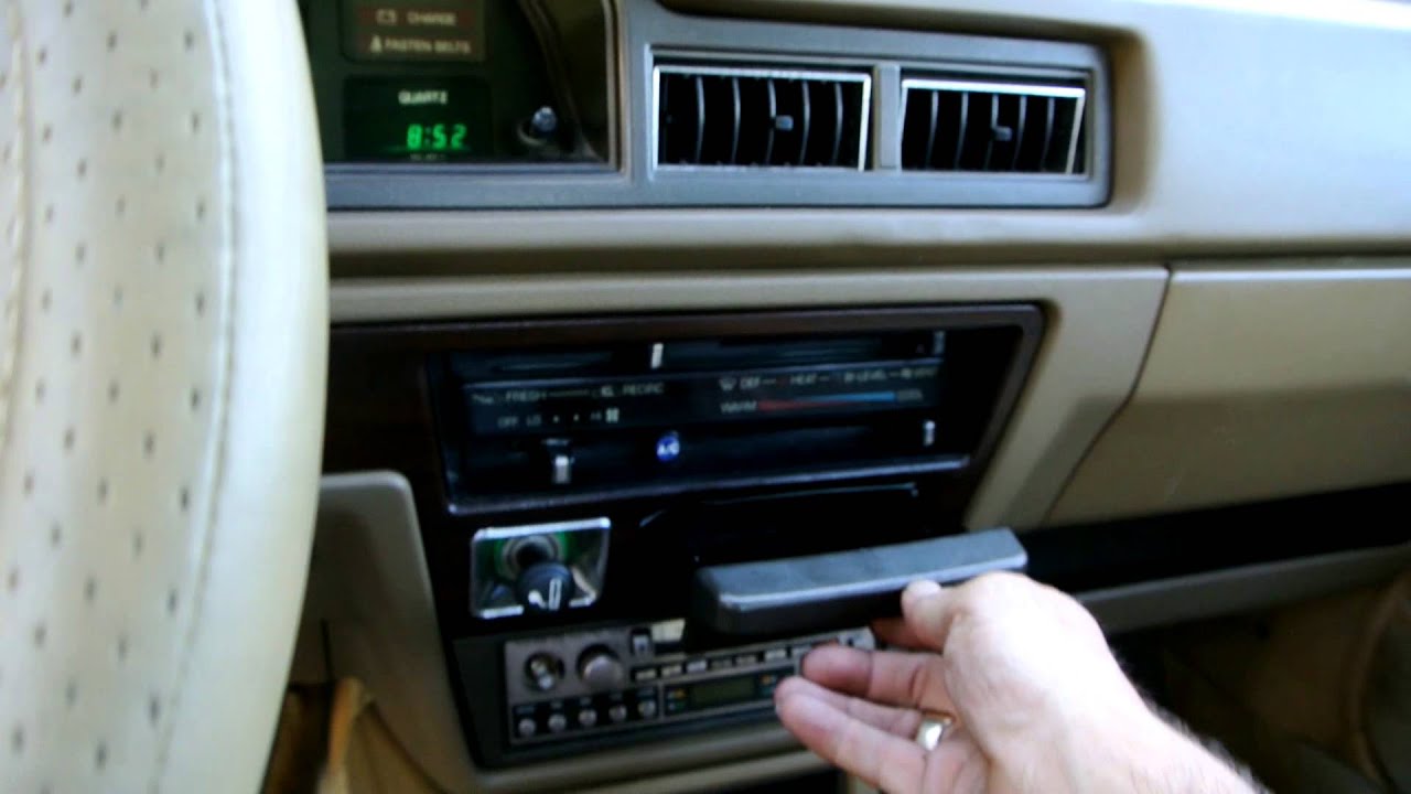 1981 Toyota Corona 22R RWD 1 Owner 52K Orig Miles トヨタ・コロナ T130 Video For Sale