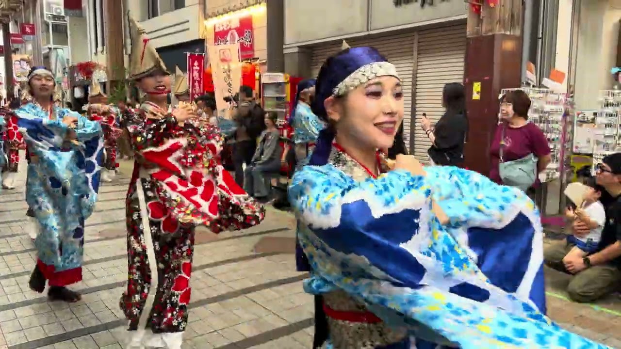 よさこいリターンズ２０２５・十人十彩さんの演舞１回目