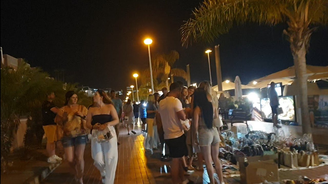 Tenerife Costa Adeje Playa Fanabe - Busy here in the evenings!