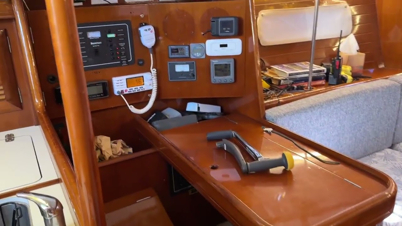 2002 Beneteau 361 video walkthrough 