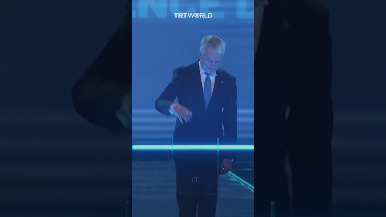 EU and Baltic leaders mark connection of Baltic power grids to EU