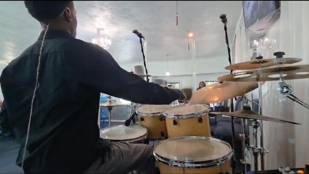 Drummer view choirs song🔥🔥  “Emmanuel Christian fellowship church “