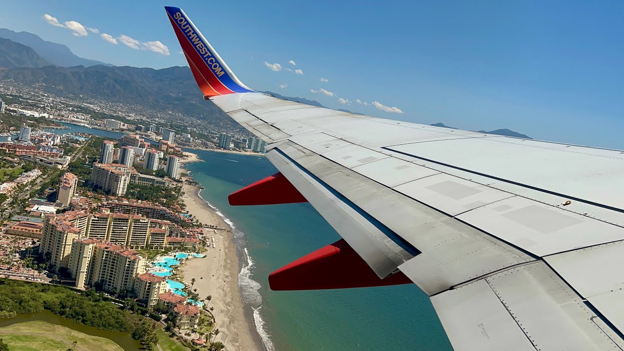 Afternoon Puerto Vallarta Takeoff - Southwest Airlines - Boeing 737-7H4 (N749SW) - PVR