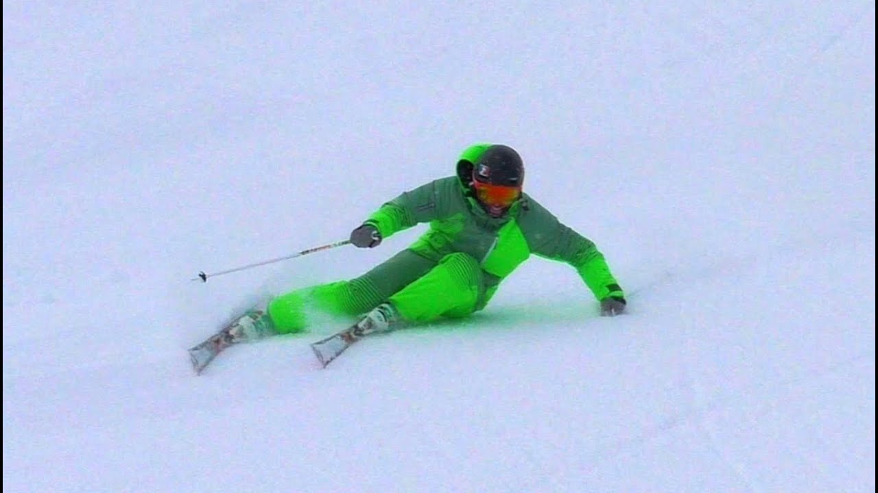 Free Ski Carving   Reilly McGlashan
