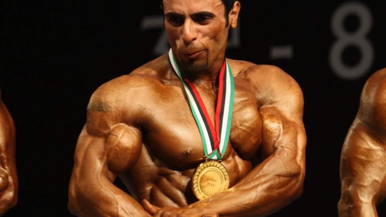 عمر حنظل بطل العالم