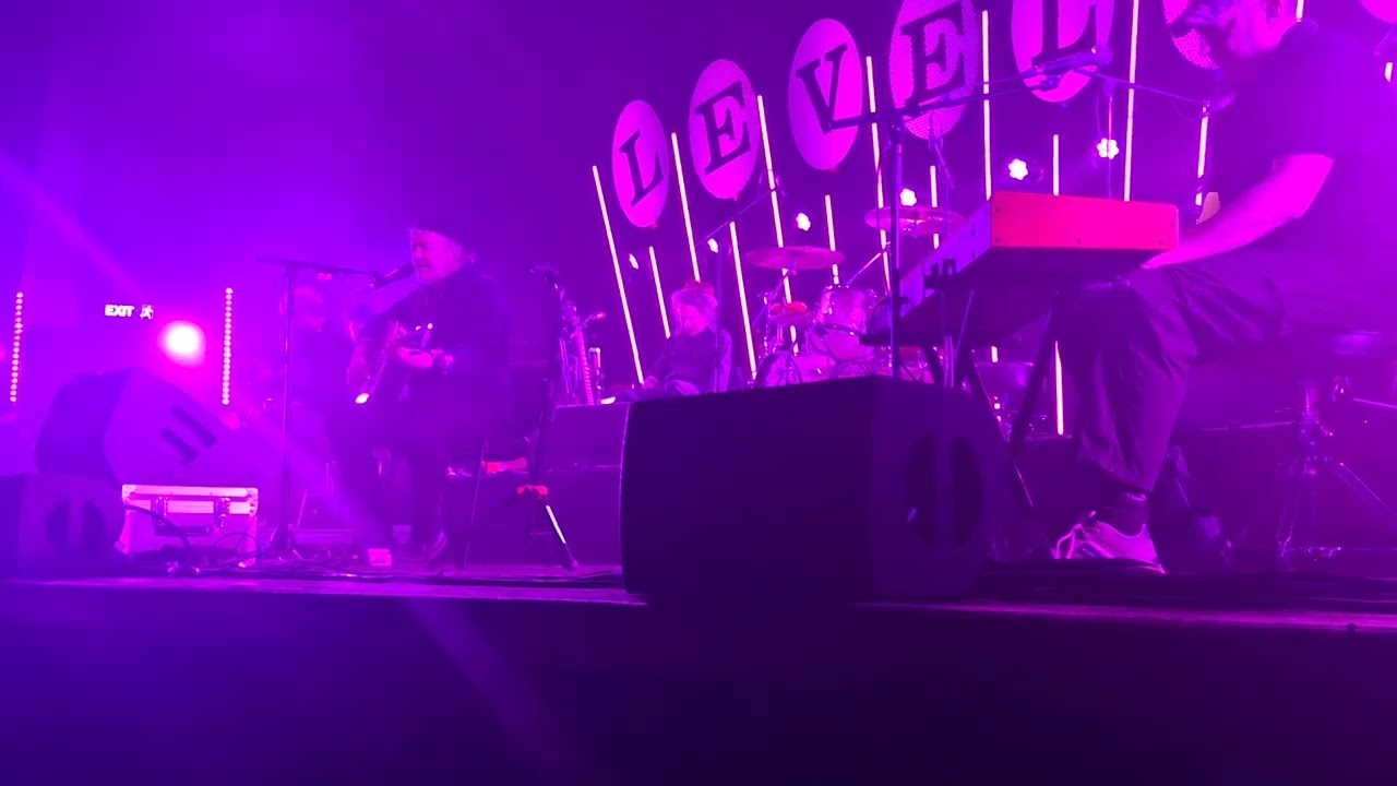 Levellers Live Collective 2025 Acoustic: Julie