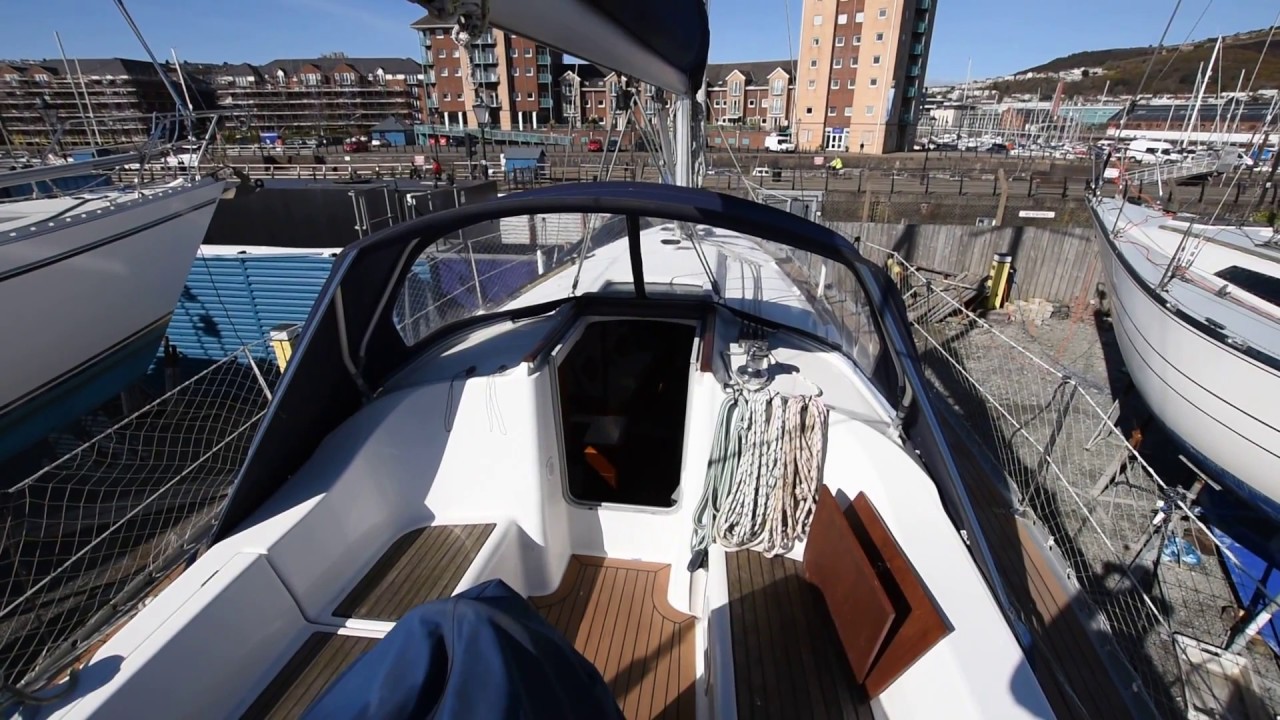 Beneteau Oceanis 331 - Network Yacht Brokers