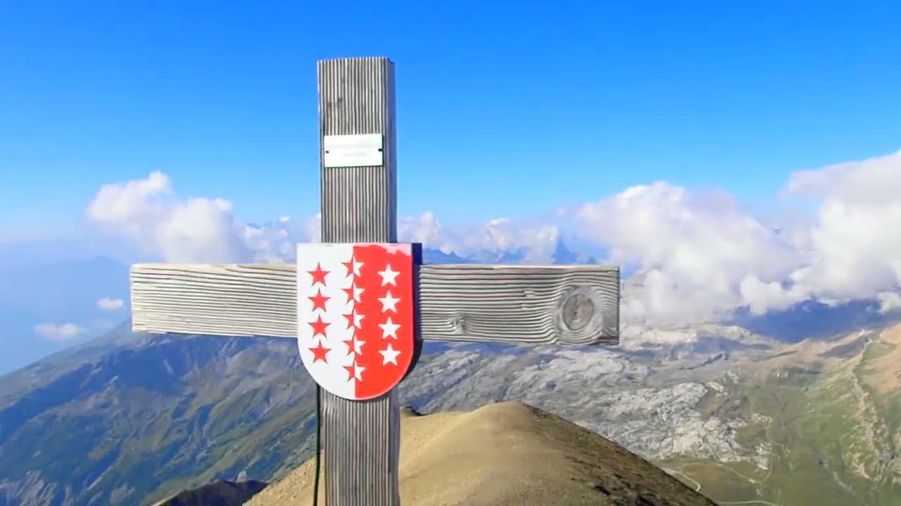 The Summit of Arpelistock (3035m)
