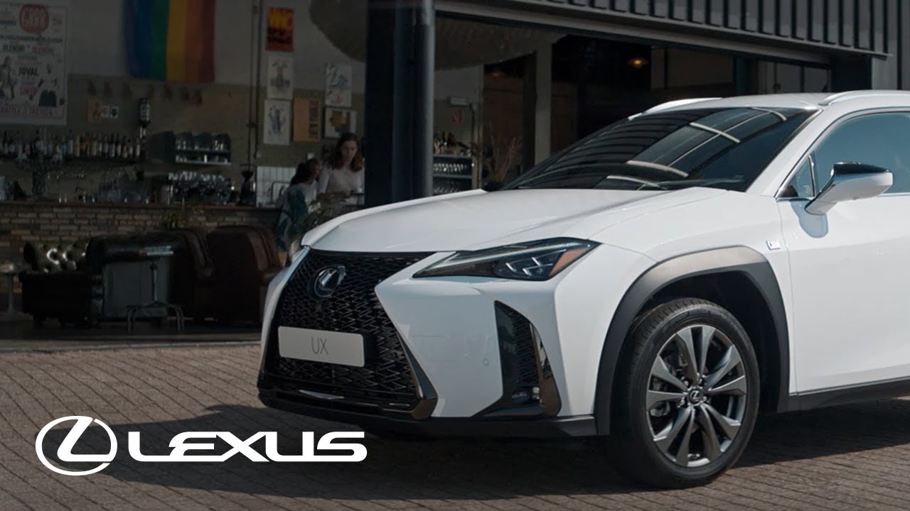 Lexus UX 250h | Självladdande elhybrid