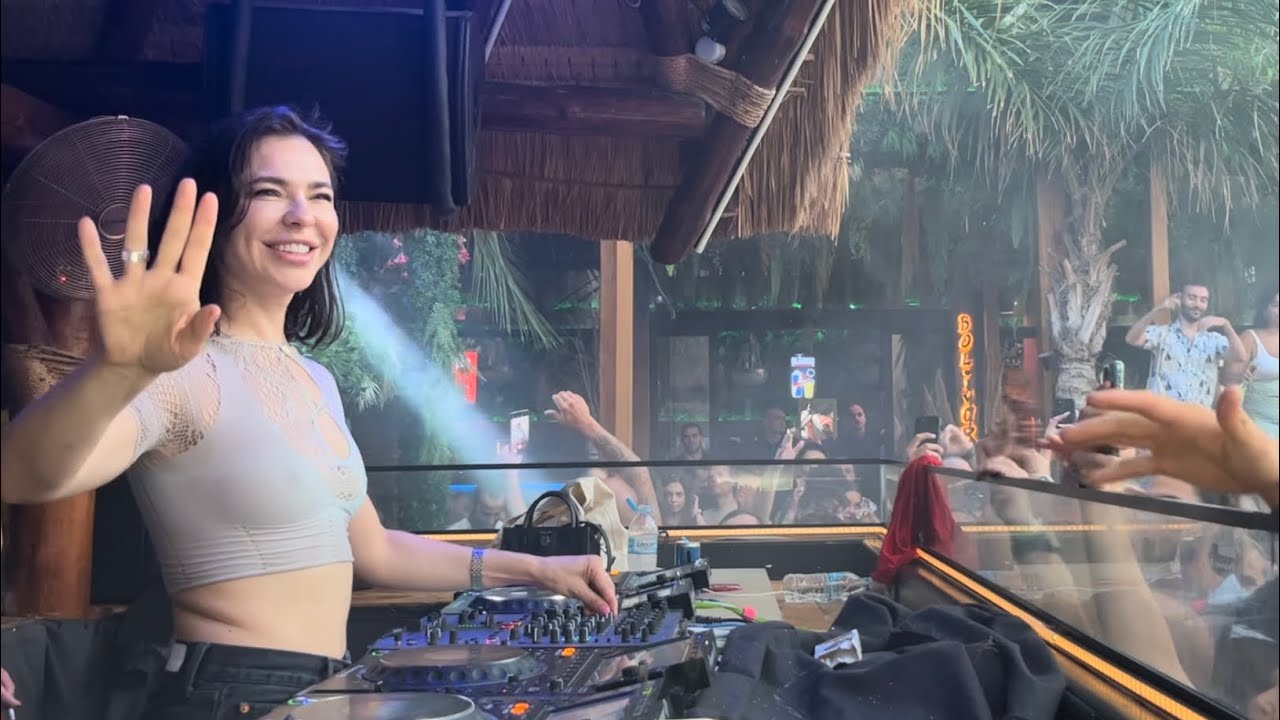 Nina Kraviz - White horse live 6am 🕕 Athens , Greece 2023