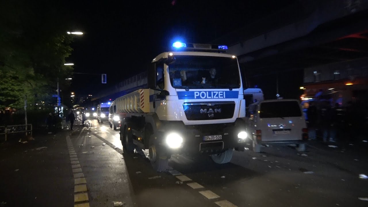 [Berlin 1. Mai 2016] Polizeigroßeinsatz mit Verhaftungen, vulgären Polizisten uvm.