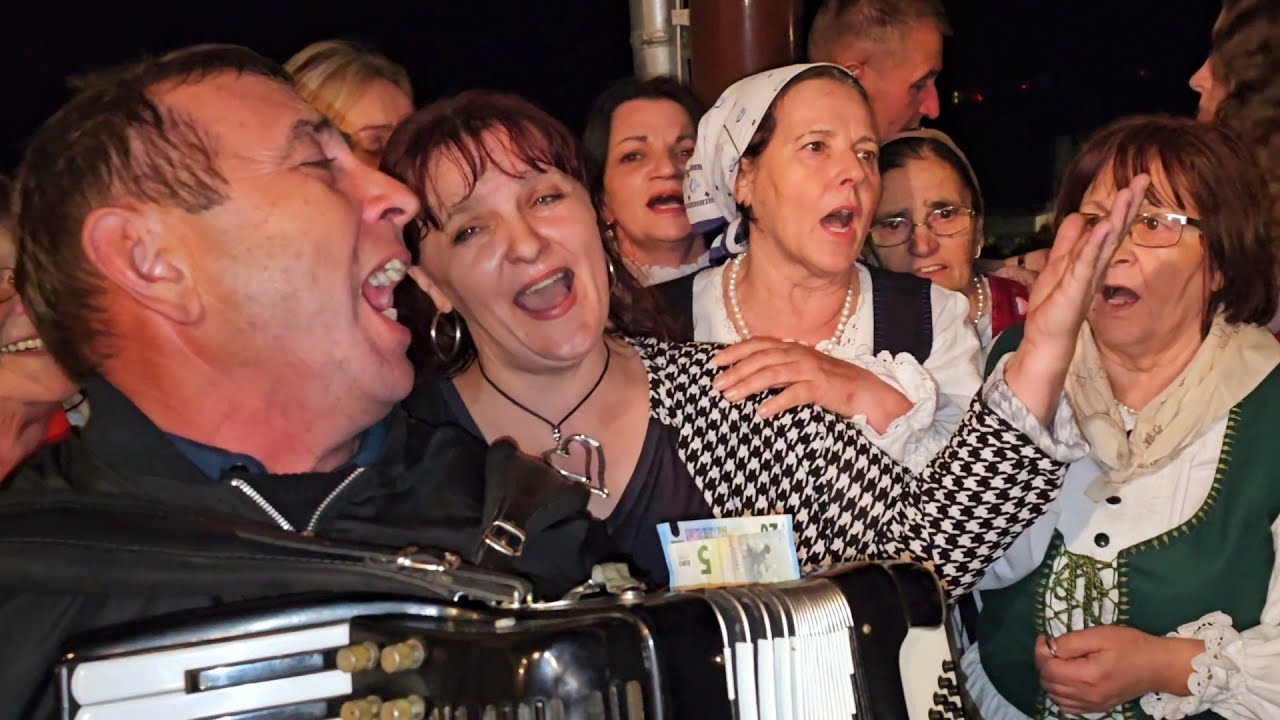 OD IZVORA DVA PUTIĆA VODE NA DVE STRANE @DRUŽENJE U LAĐEVCU NAKON SVETE MISE,KORDUNAŠI,LIČANI I DR.