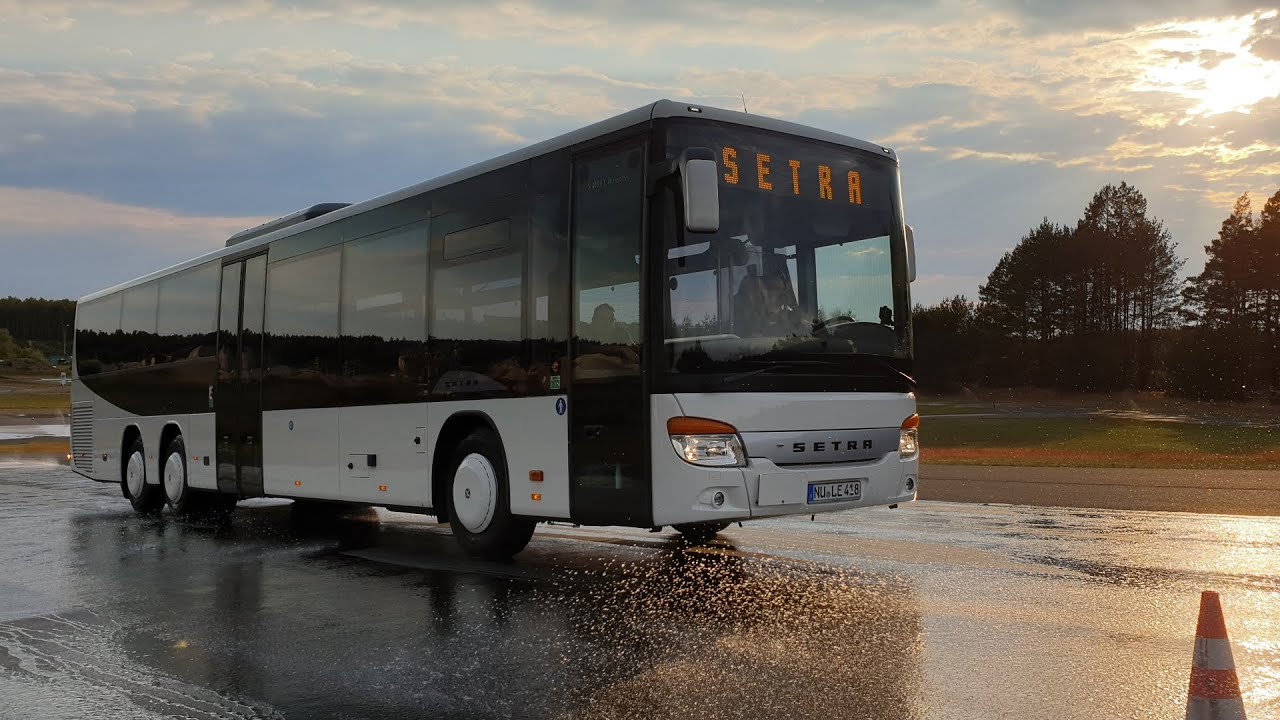 Der Setra S418 LE Business
