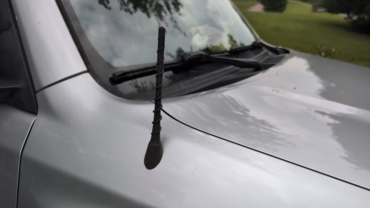 Replacing the Stock AM/FM Antenna Mount (Antenna Ornament) for a 5th Gen Toyota 4Runner (2011)