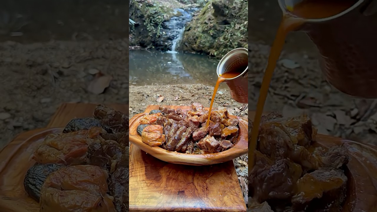G&uuml;ve&ccedil;te Dana Kaburgalı Kara Lahana Sarması 🥩 - Beef ribs with cabbage wrapped in stew