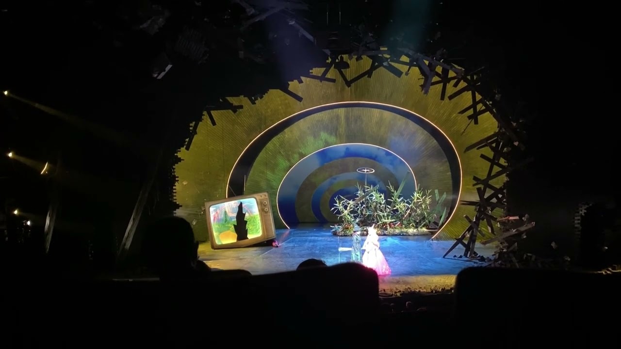 Wicked - Catfight + Gutes Tun