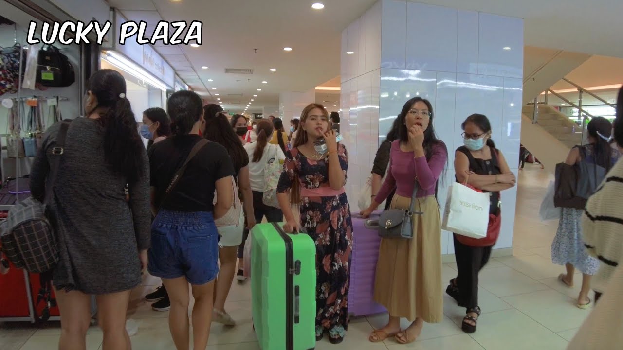 Lucky Plaza Singapore Pinoy Shopping Place | Crowded Sunday | Nov 2022 [4K]