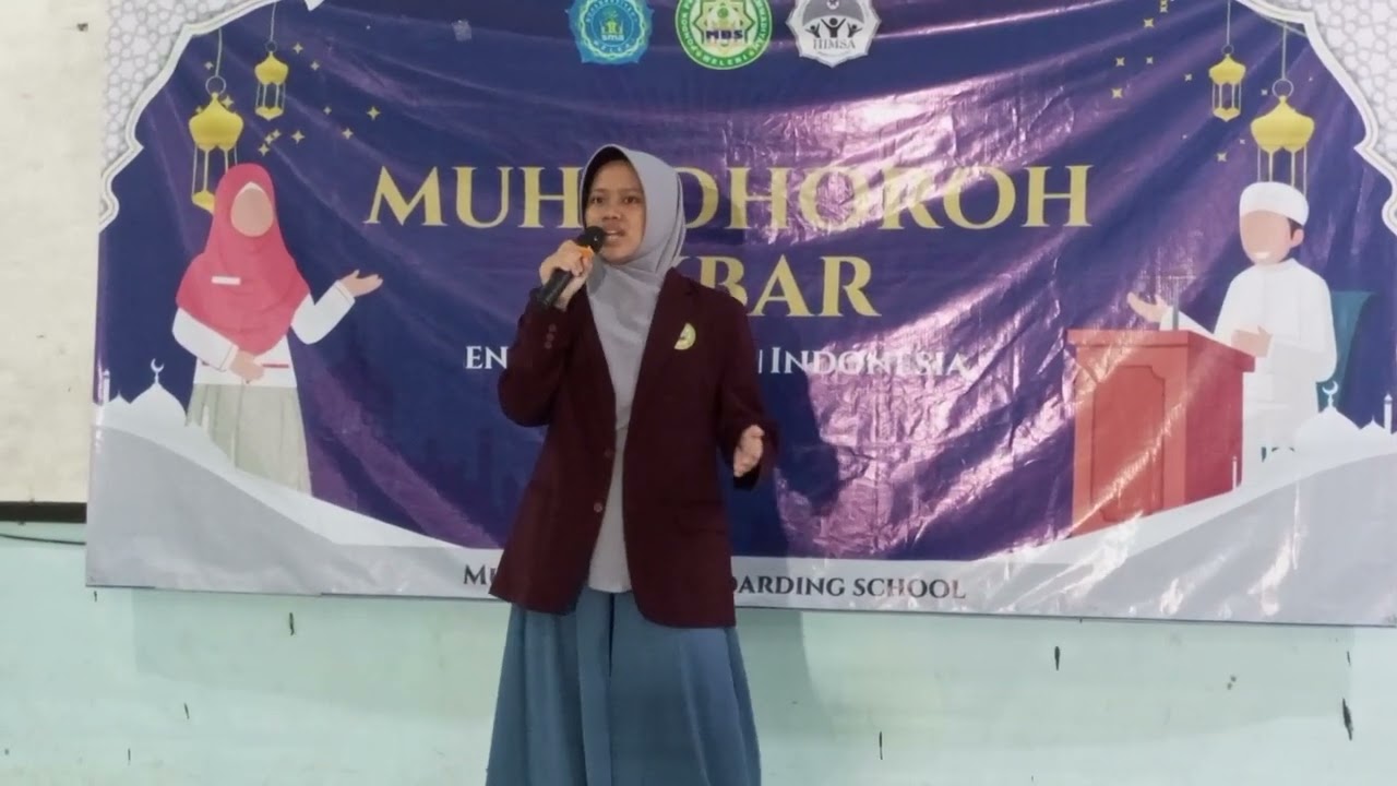 Pidato Bahasa Arab,  tema : Fitrah Wanita, oleh : Millatul Hakimah